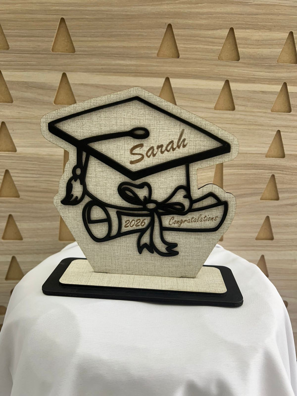 درع التخرج بالاسم