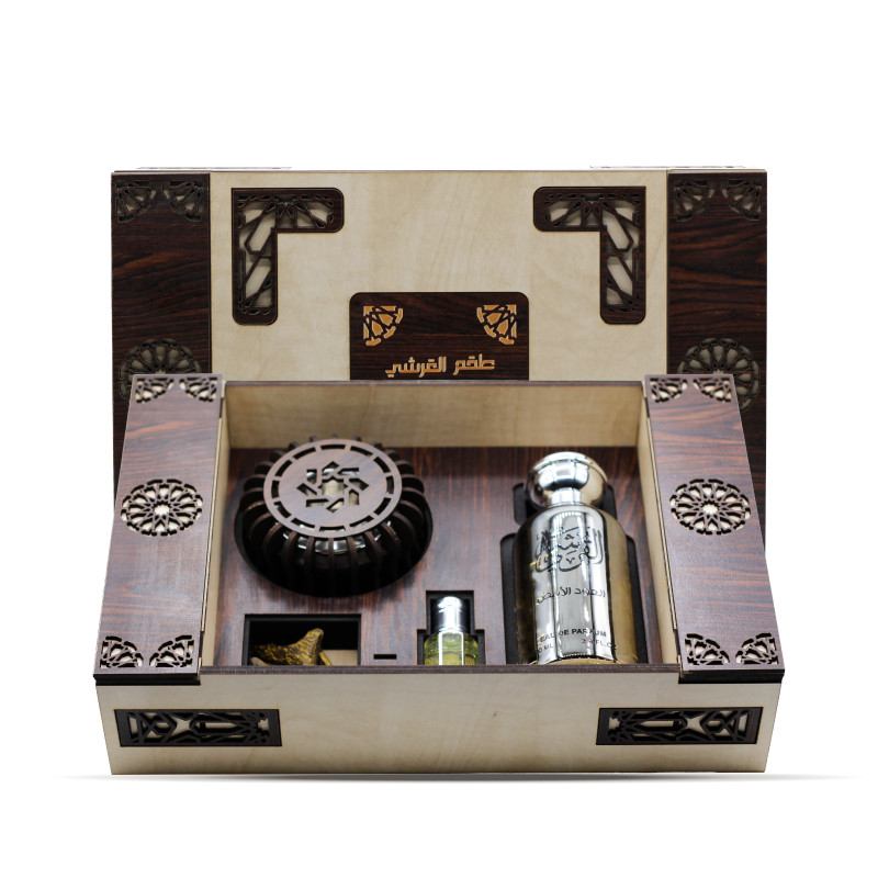 طقم العود الأبيض