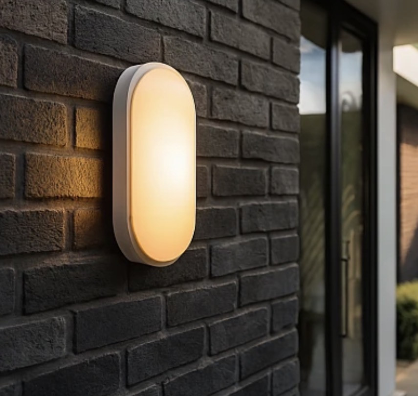 لمبات جداري كشاف بيضاوي متعددة الألوان (اصفر + ابيض ) 20 واط تصميم عملي وفريد