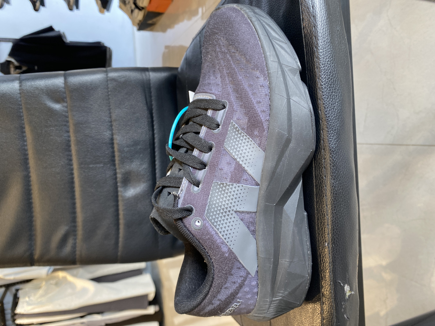 شوز نيوبلنس صناعه فتنامي مريحه للقدم والرياضه